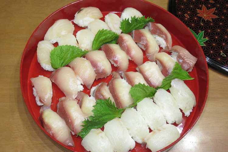 釣った魚で 握り寿司 レシピ 作り方 By ヤスオさん クックパッド 簡単おいしいみんなのレシピが377万品