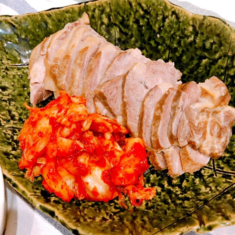 韓国人直伝の茹で豚