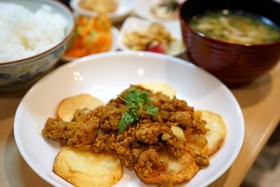 じゃがいものカレーそぼろ☆