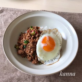 調味料1つ★簡単なんちゃってガパオライス