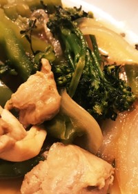 タイ風チキンと野菜の炒め物