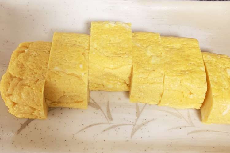 パックの出汁で料亭の味 だし巻き卵 レシピ 作り方 By みさみかキッチン クックパッド