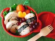 レンジで簡単!梅肉と大葉の鶏ハムレシピの写真