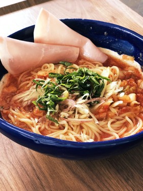 ゆる〜く糖質制限 トマトキムチ冷麺