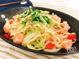 簡単!生姜風味のゴマだれサラダうどん