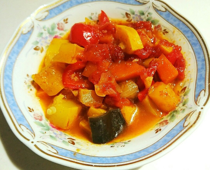 生トマトで簡単美味しいラタトゥイユの画像