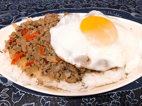 超簡単☆牛ひき肉でガパオライス♪