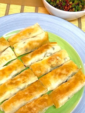 鶏ひき肉とはんぺんの焼きワンタン