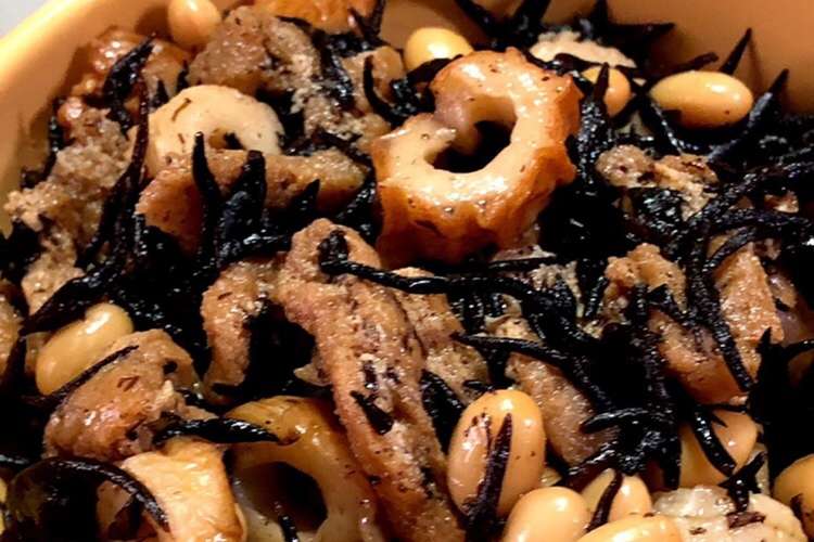 ひじき 竹輪 大豆 きざみあげの煮物 レシピ 作り方 By スナックあられ クックパッド 簡単おいしいみんなのレシピが352万品