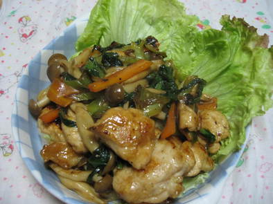 鶏胸肉＆チンゲンサイの中華炒めの写真