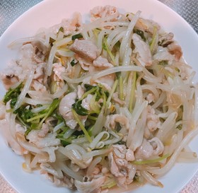 簡単蒸し焼き♡豆苗の中華あんかけ