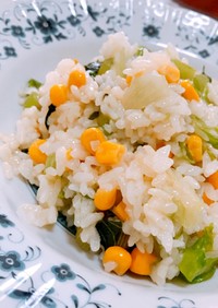 【手抜き】小松菜コーンレタスの炒飯