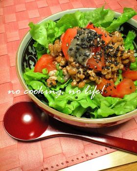 ご飯の代わりに♪レタスde納豆ポン丼♪