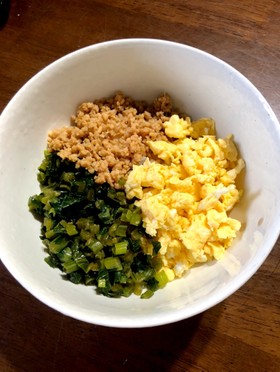 とりそぼろ(三色丼のそぼろ)