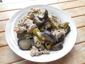 簡単オイシイ!茄子と豚肉の味噌炒め