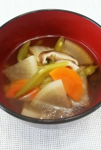 野菜たっぷり☆鶏旨だしの具沢山スープ。