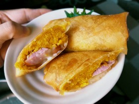 おつまみに*カレーポテトのチーズ春巻き
