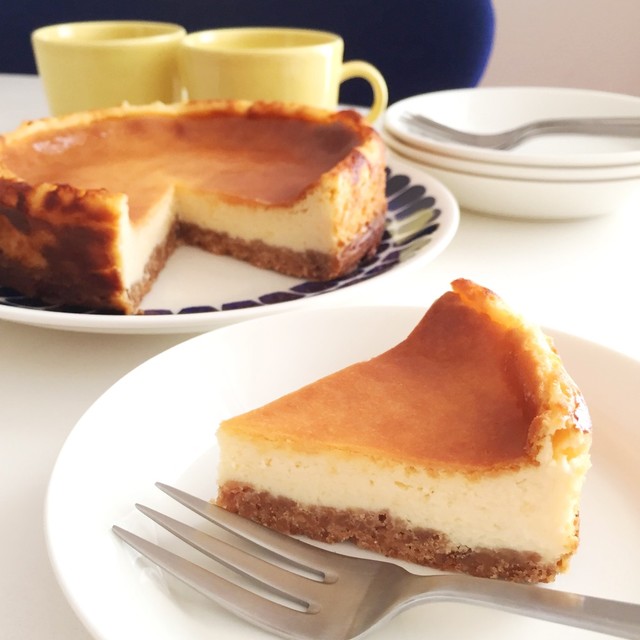生クリ不使用 濃厚ベイクドチーズケーキ レシピ 作り方 By Yaburie クックパッド 簡単おいしいみんなのレシピが350万品 生クリ不使用 濃厚ベイクドチーズケーキ レシピ 作り方 By Yaburie クックパッド 簡単おいしいみんなのレシピが350万品