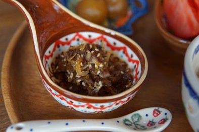 生姜シロップの生姜で食べるラー油の写真