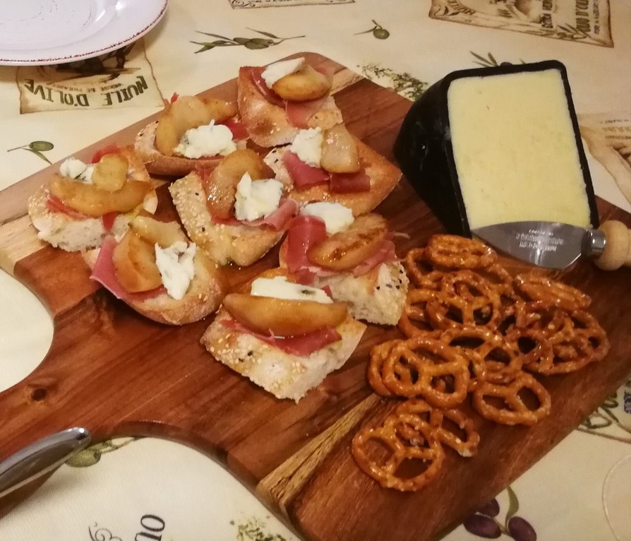 洋梨とゴルゴンゾーラチーズのピザのレシピ