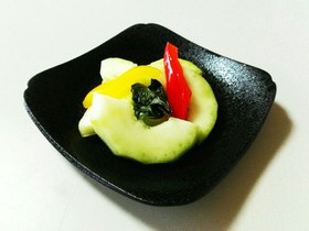 【摘果メロン▪パプリカ▪大葉のお漬物♪】