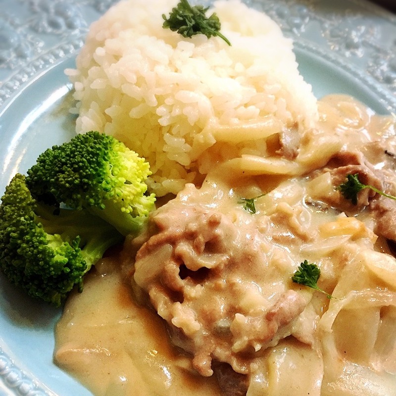 ビーフストロガノフのレシピ