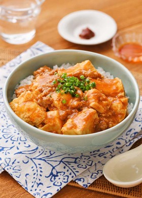 レンジ7分で♪レンチントマトマーボー丼