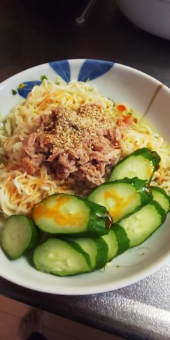 夏にツルッと冷やしサッポロ一番塩とんこつ