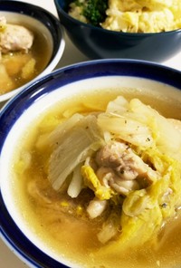 電気圧力鍋で鶏もも肉と白菜の無水スープ