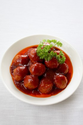 丸めて煮込む、簡単【煮込みミートボール】