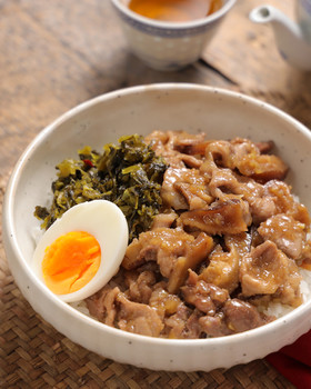 台湾屋台飯☆豚こまで♪簡単ルーローハン