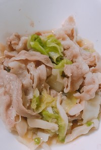 麺つゆで味付け豚しゃぶキノコ温野菜(？)
