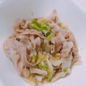 麺つゆで味付け豚しゃぶキノコ温野菜(?)