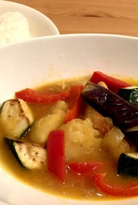 野菜たっぷり☆チキンのスープカレー