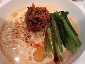 袋麺と牛乳で作る冷やし担々麺