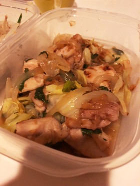 【作り置き】鶏肉とお野菜の梅おかか和え