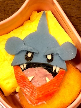 ポケモン フカマルのキャラ弁