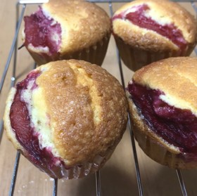 【簡単☆】プラムのカップケーキ