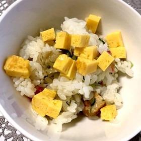 残さず活用!残った煮物で混ぜ寿司