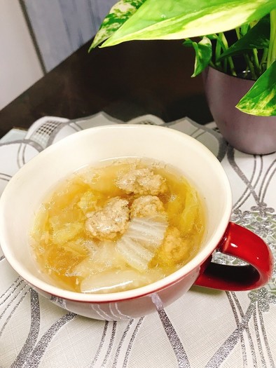 タイ風豚挽き肉と春雨スープの写真
