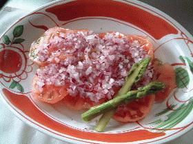 美味しくないトマトも美味しくよみがえっちゃうトマトサラダ