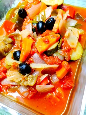 夏の定番 野菜ごろごろラタトゥイユ