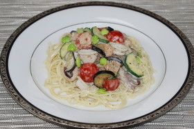 夏野菜とシーフードミックスの冷製パスタ♪