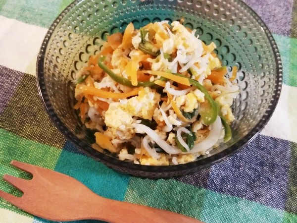卵とほうれん草の和え物