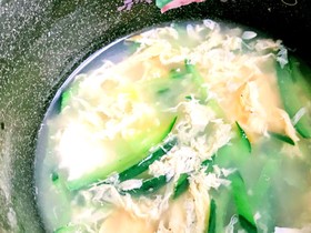 簡単!時短!きゅうりの中華スープ♪