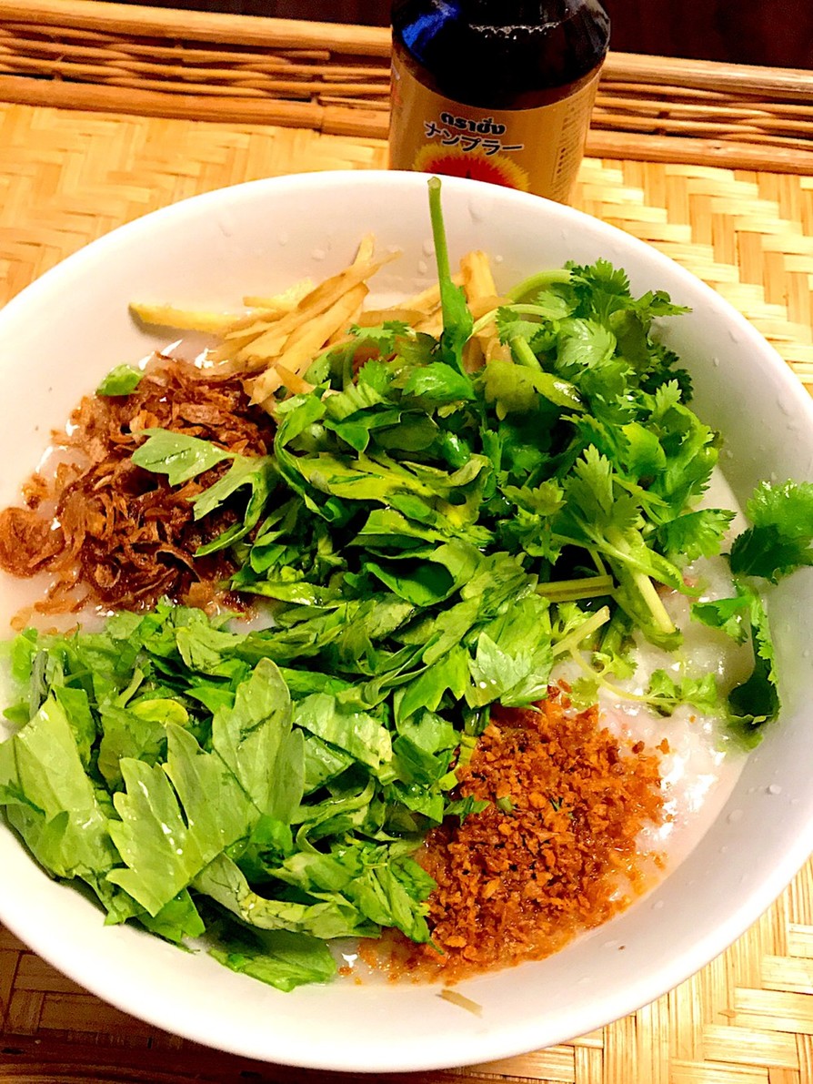 タイ料理のお粥、カオトムの画像