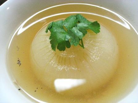 まるごと！新玉葱のスープの画像