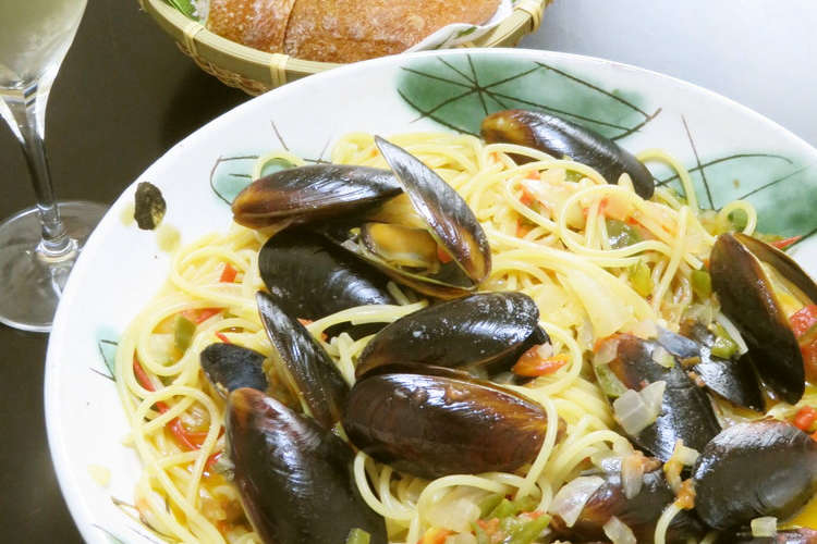スペインのソフリトで冷凍ムール貝のパスタ レシピ 作り方 By 火水流整体術院 クックパッド 簡単おいしいみんなのレシピが352万品