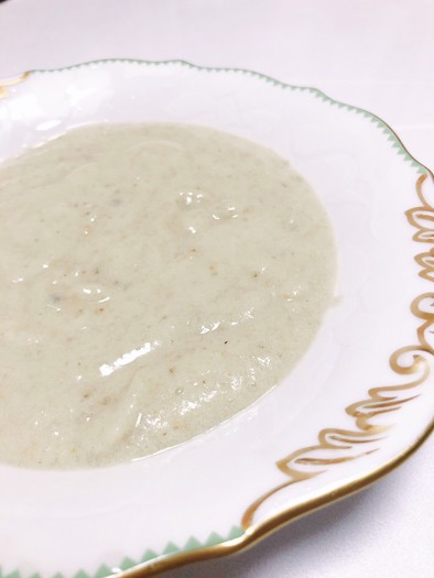 ごぼうと白ごま豆乳スープの写真