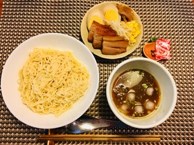 花椒香る!具沢山の冷やし味噌つけ麺